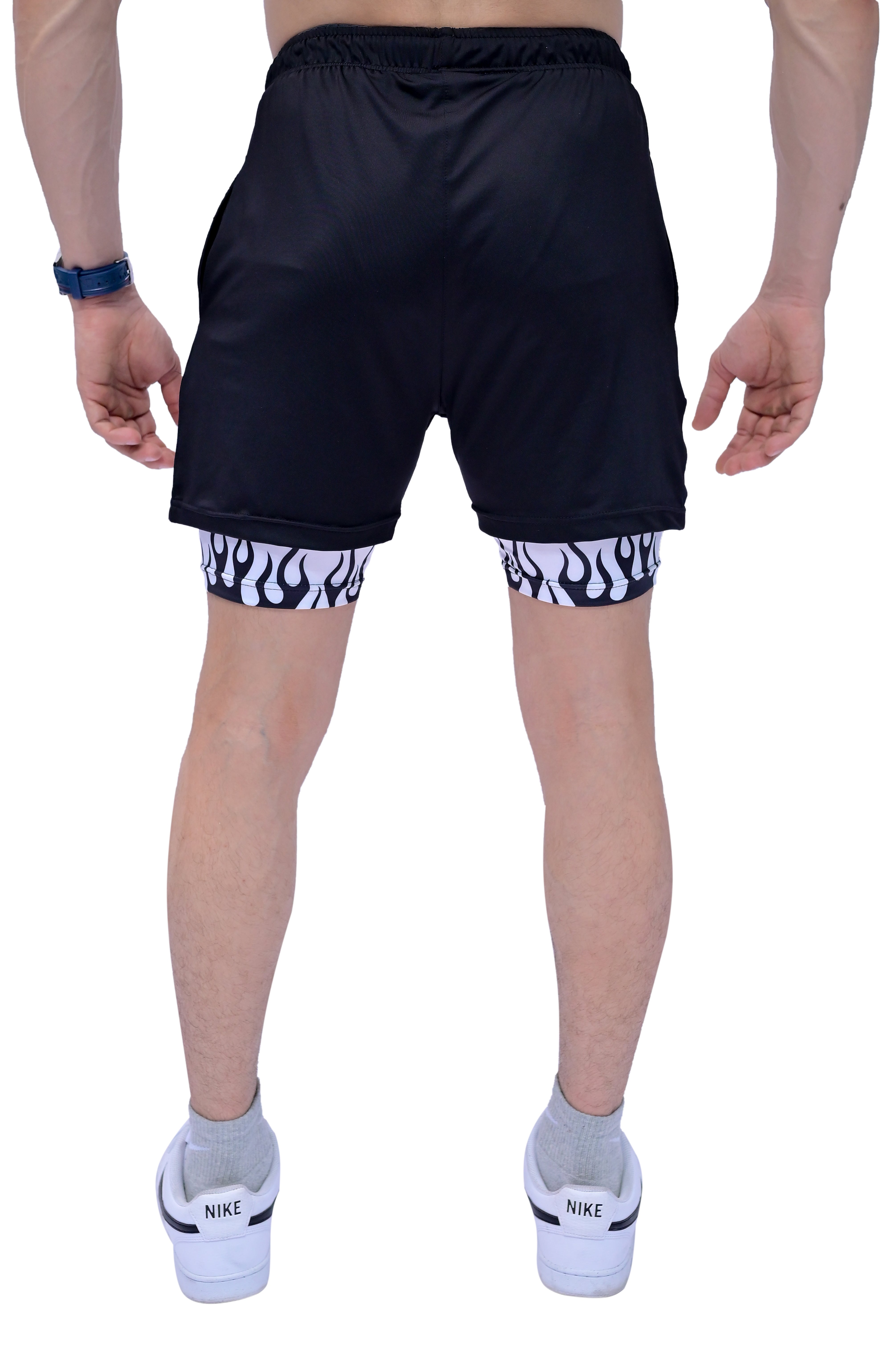 Baki Shorts (Black)