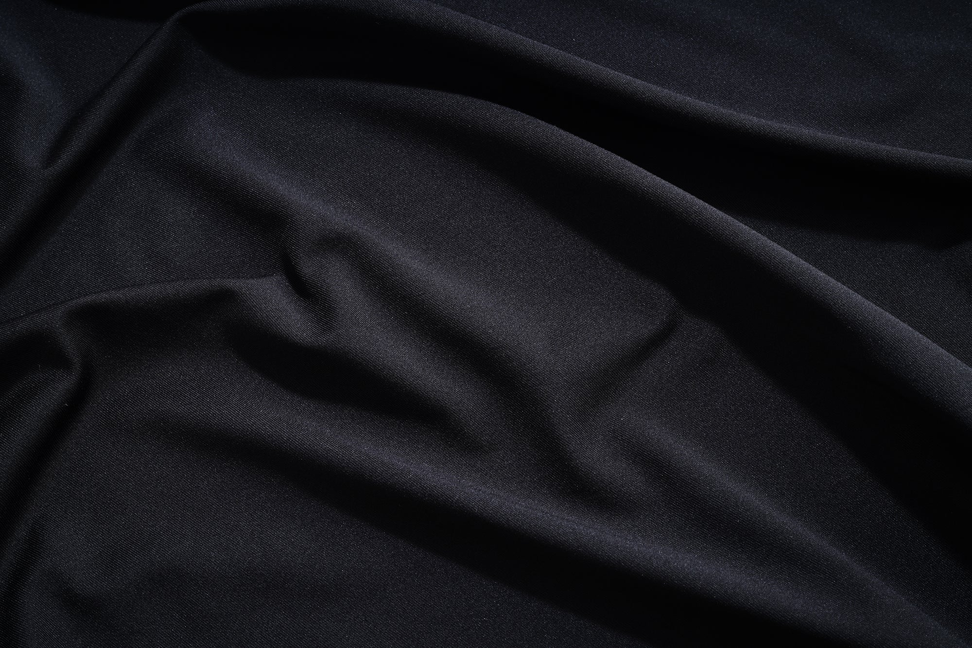 Black Compression Fitness Shirt for men and workout sessions