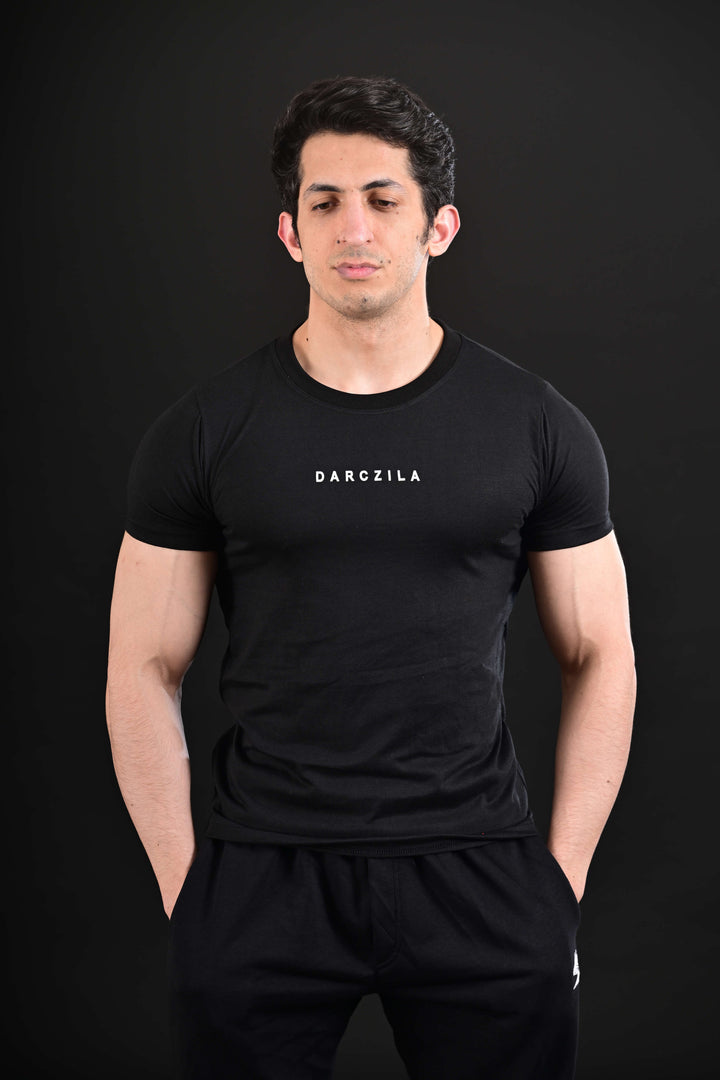 Darczila T-Shirt (Black)