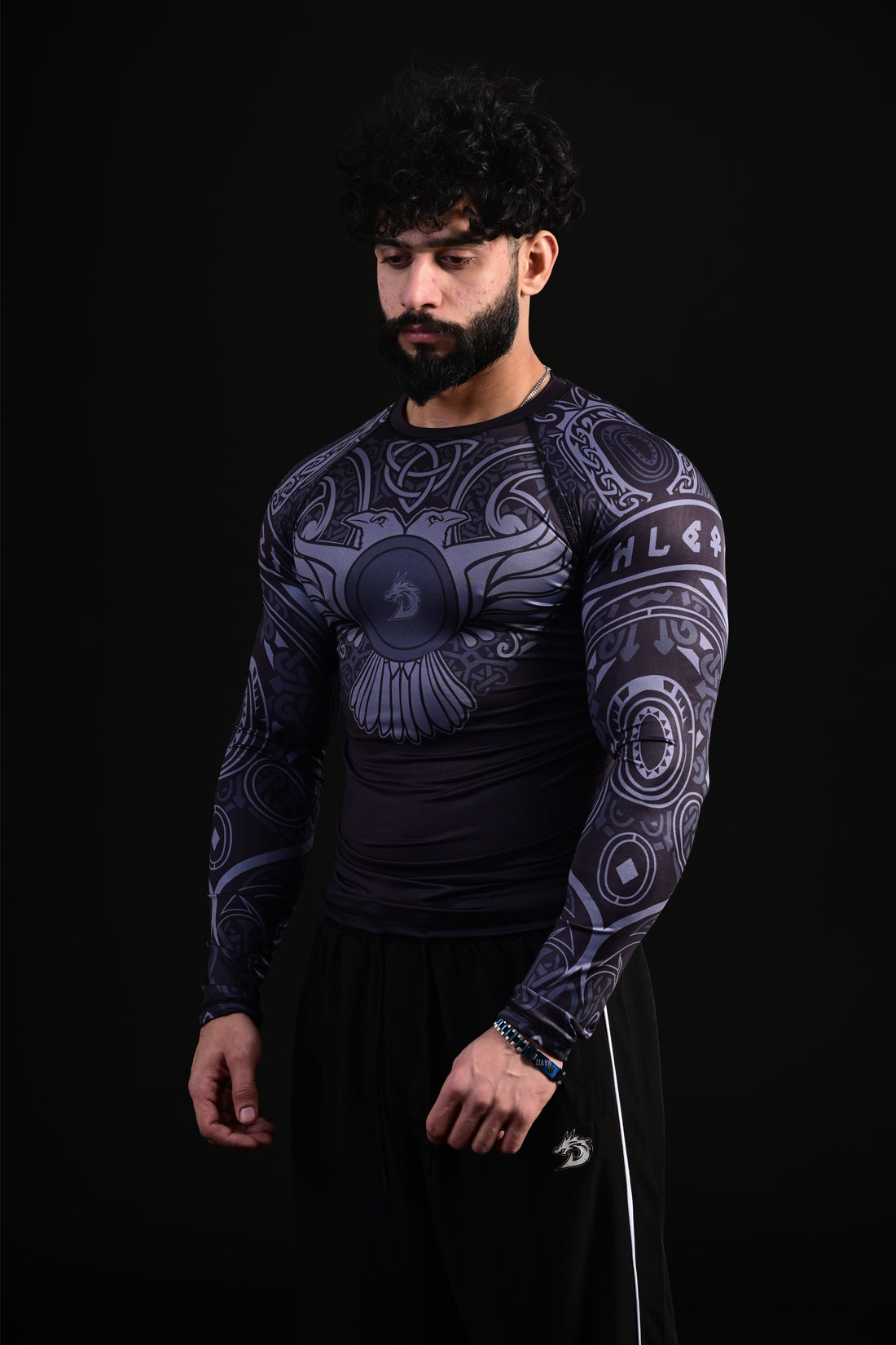 Roman Compression (Black)