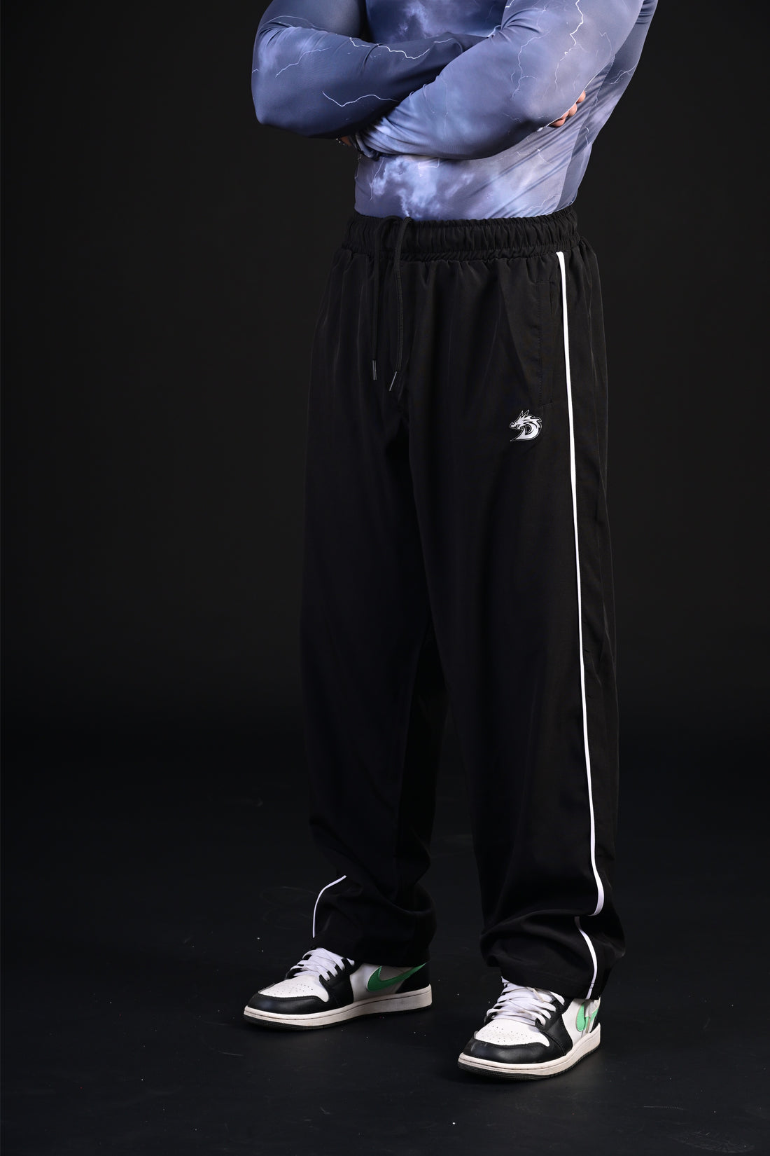 Loose Bottom Trousers (Black)