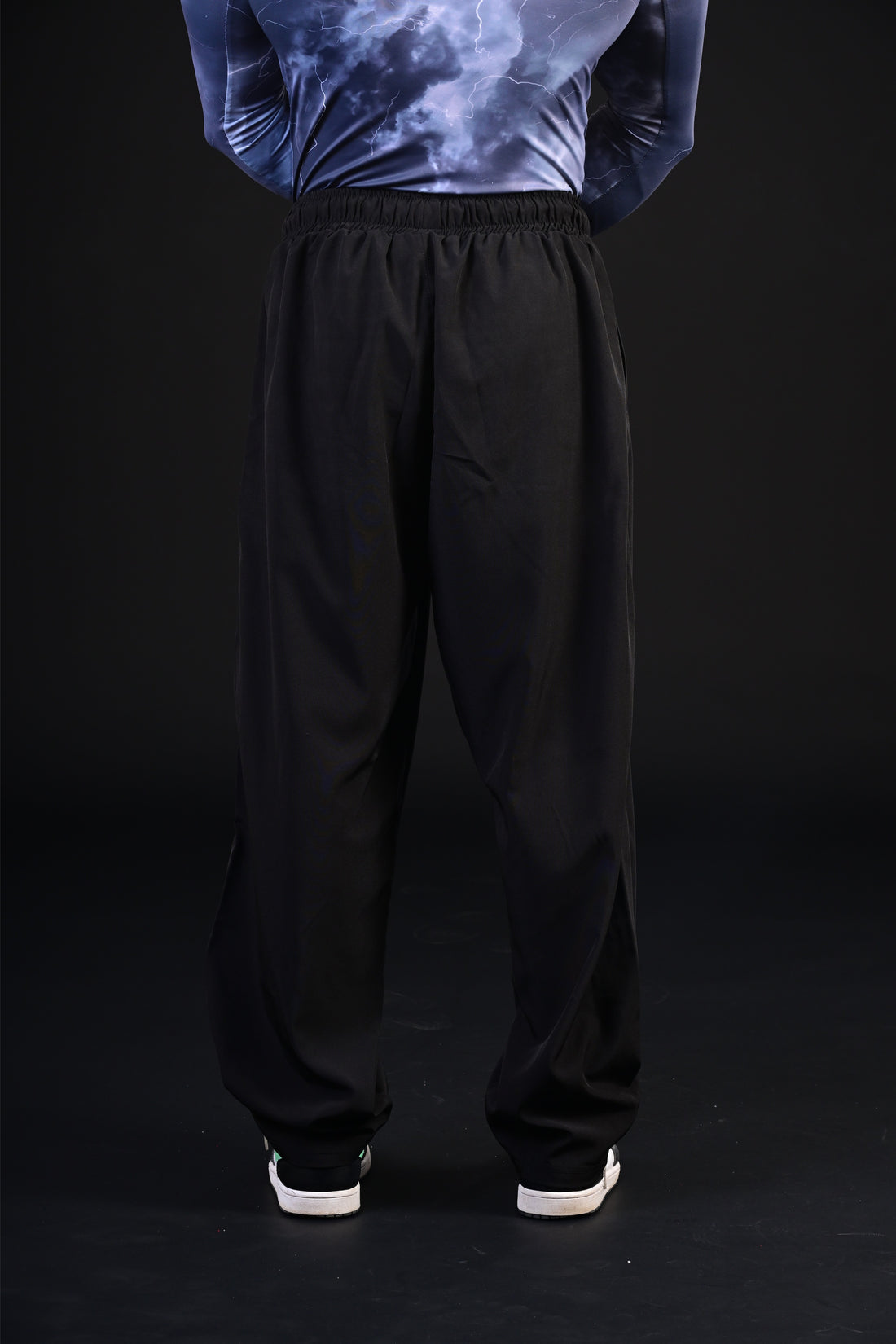 Loose Bottom Trousers (Black)