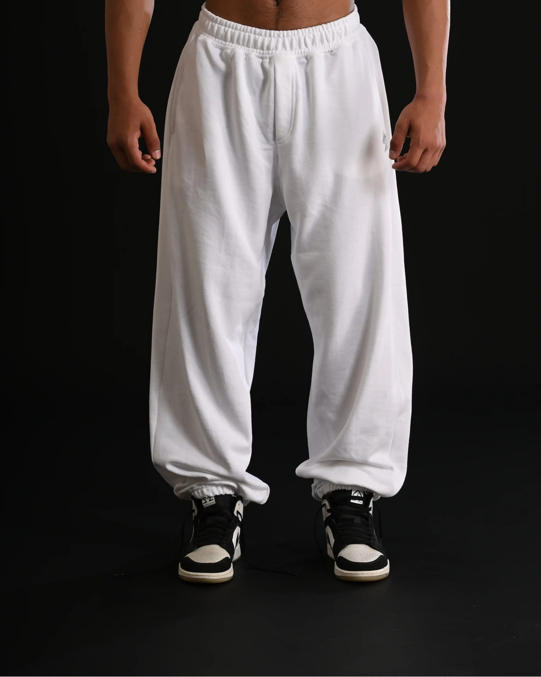 SUPER BAGGY TROUSER