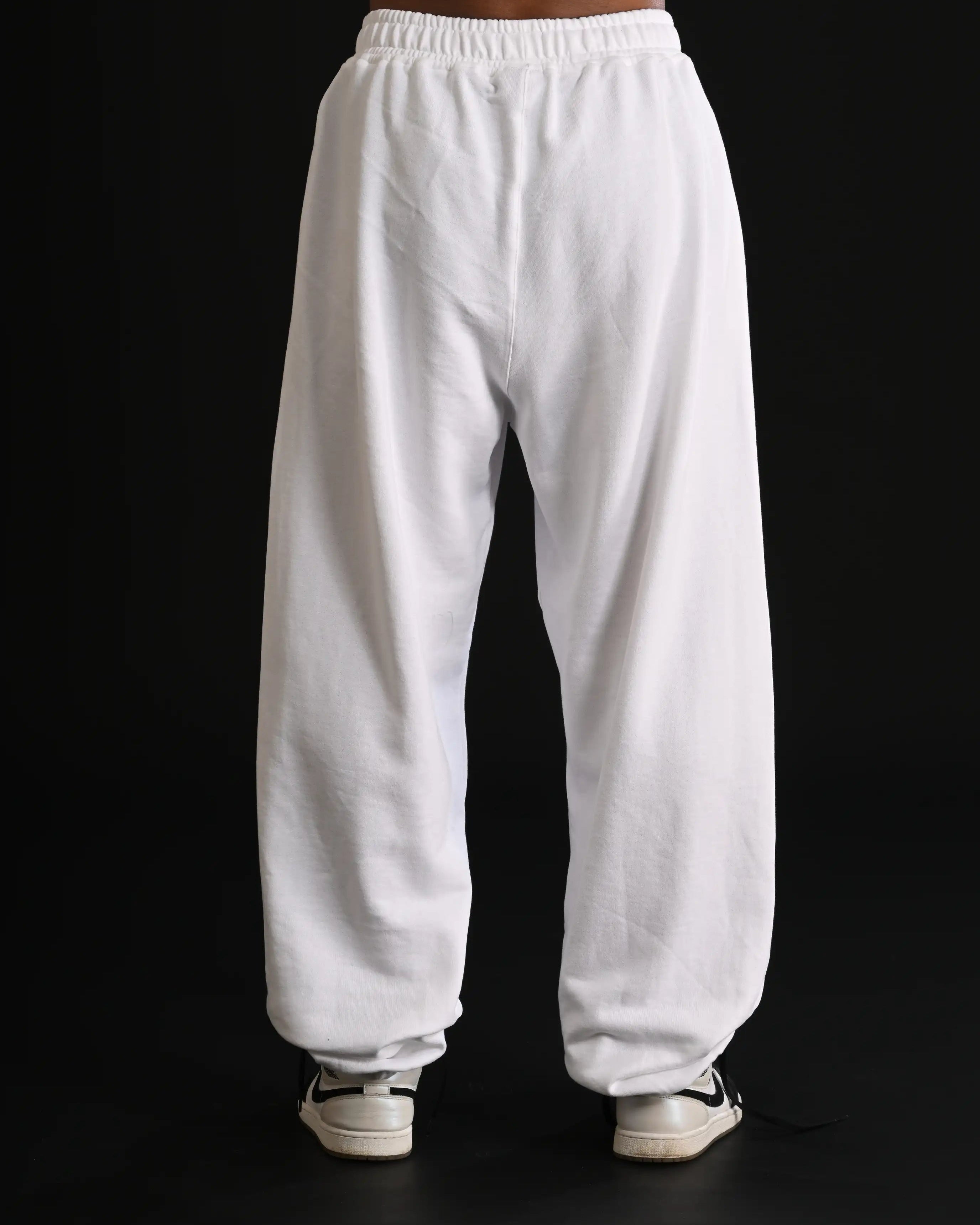 SUPER BAGGY TROUSER