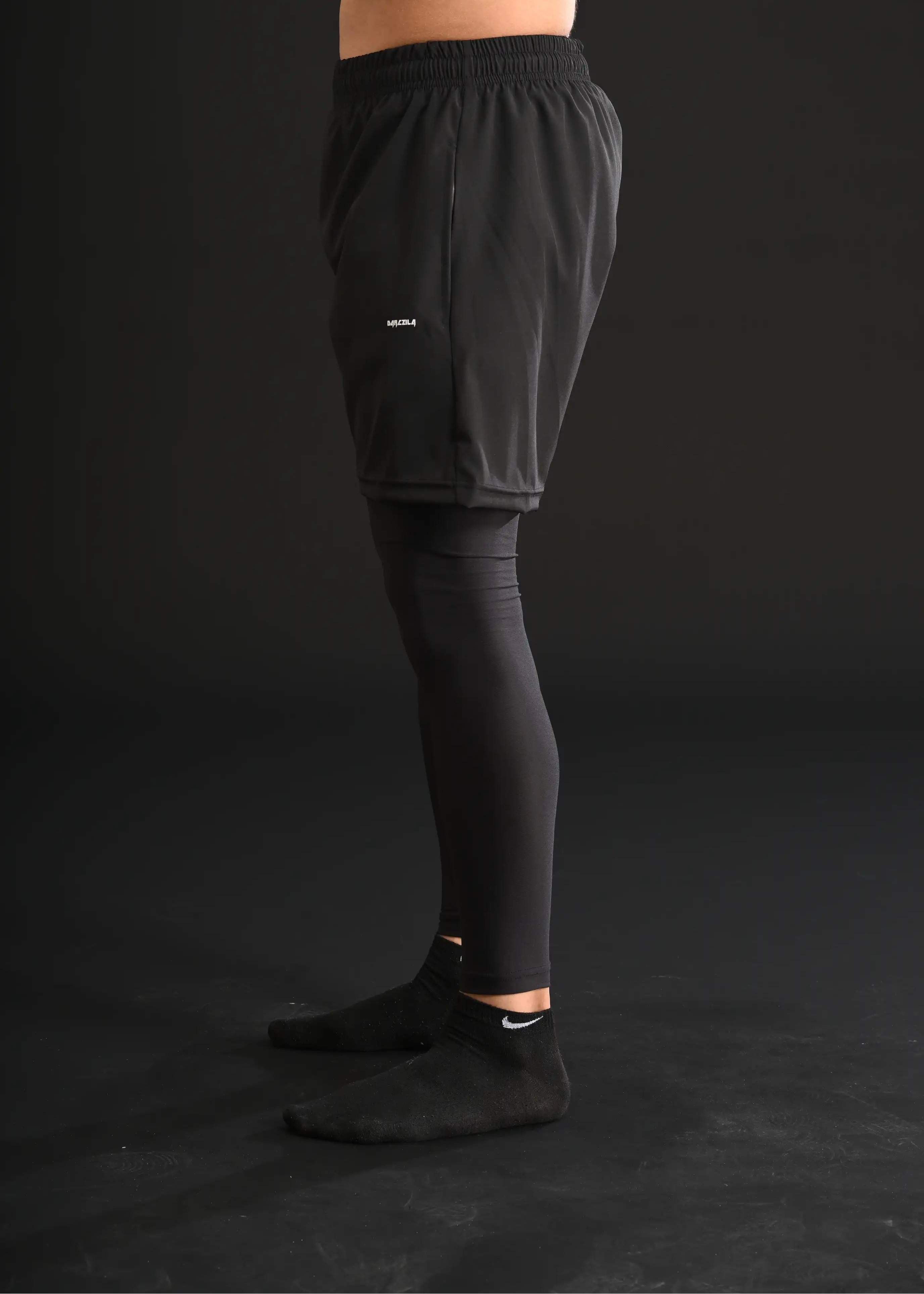 Darczila Shorts with Compression Leggings [BLACK]