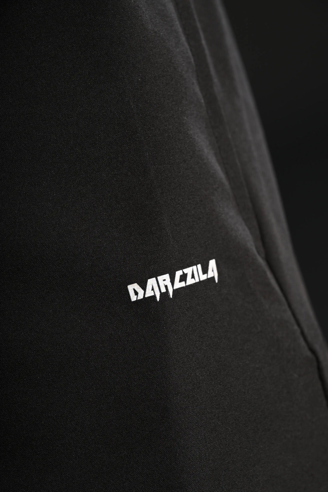 Darczila Shorts with Compression Leggings [BLACK]