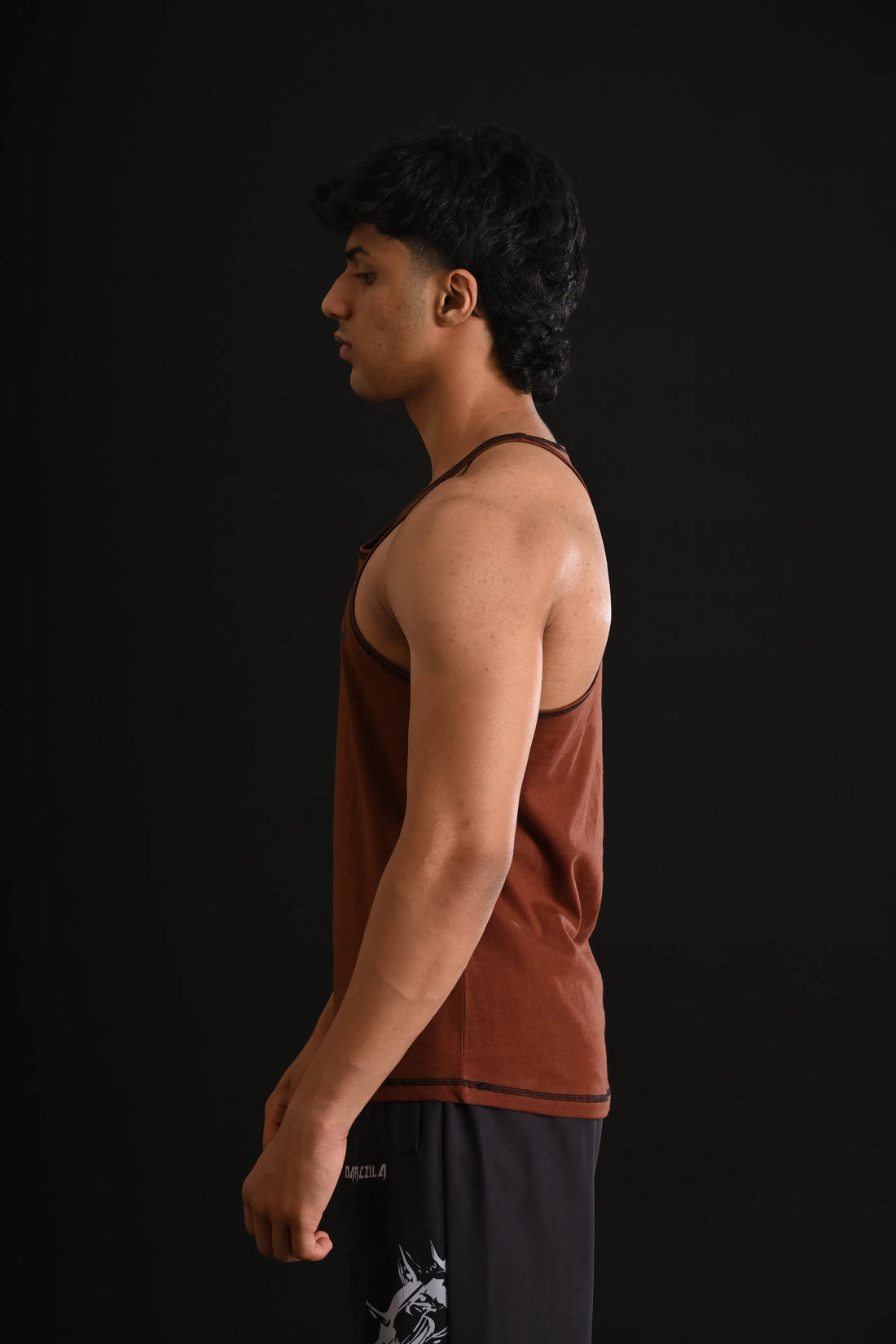 GYMRATS STRINGER [BROWN]