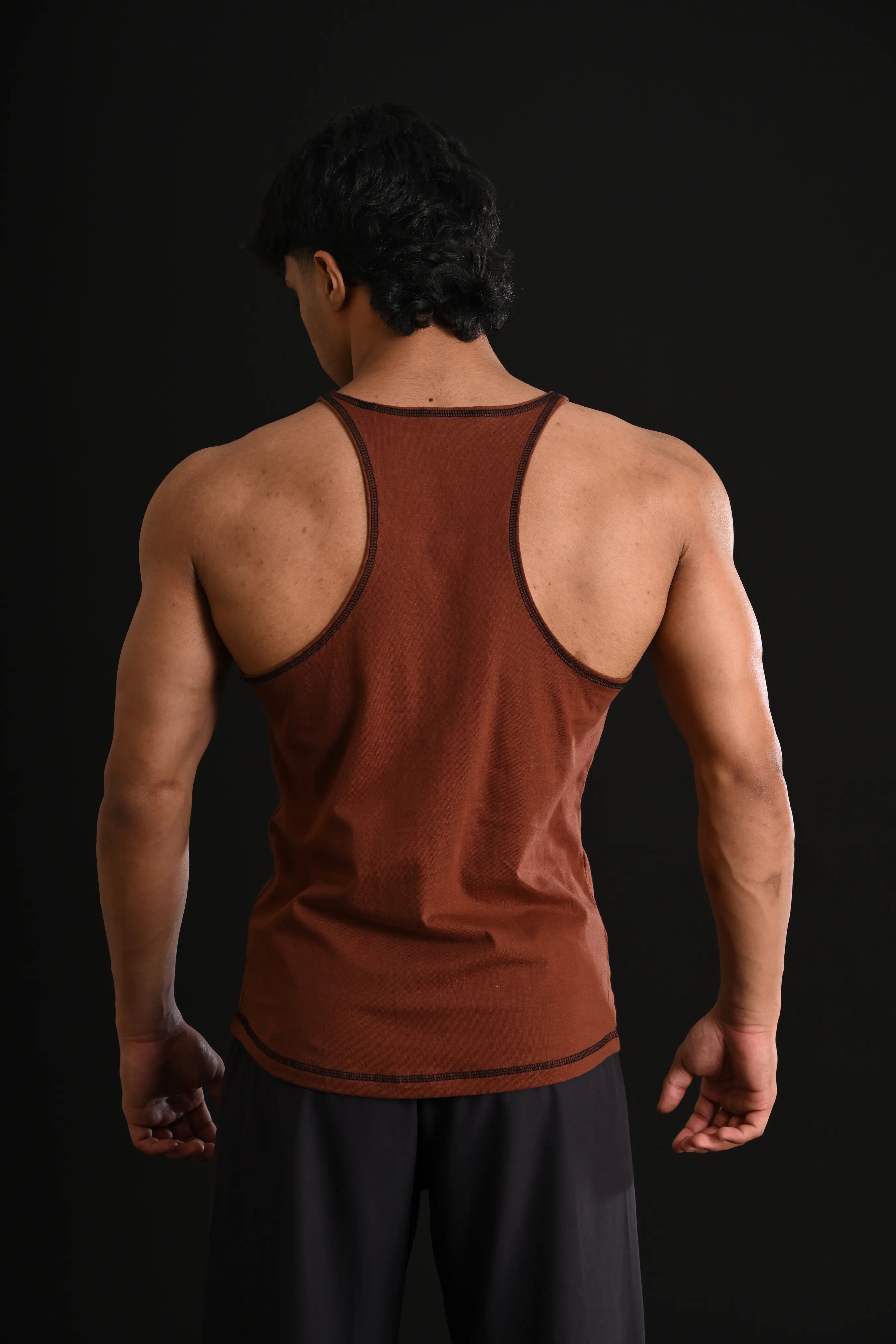 GYMRATS STRINGER [BROWN]