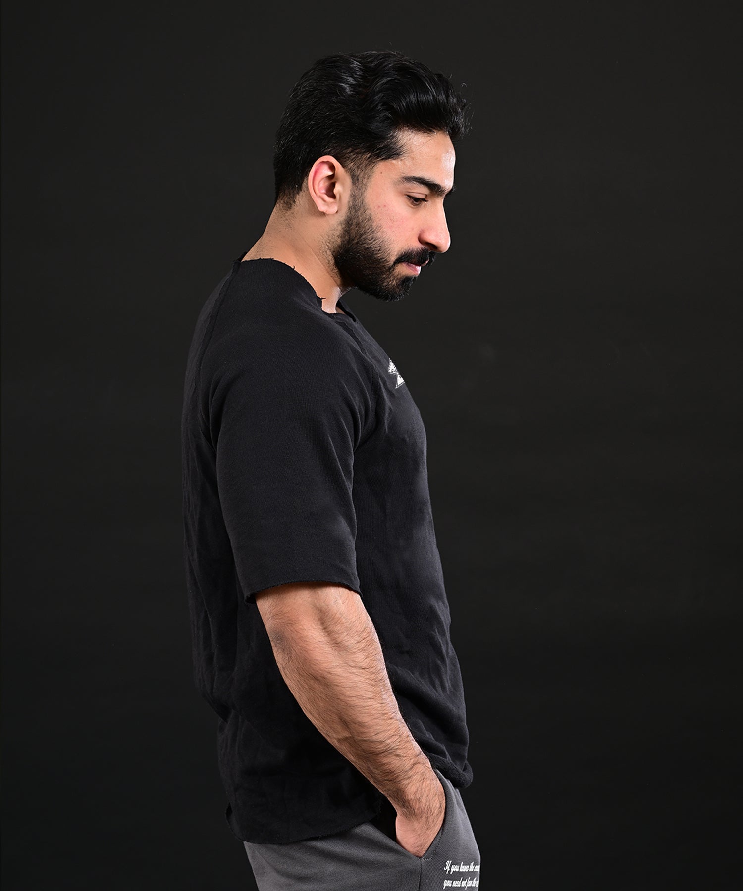 Oversized Cut Shirt (BLACK)