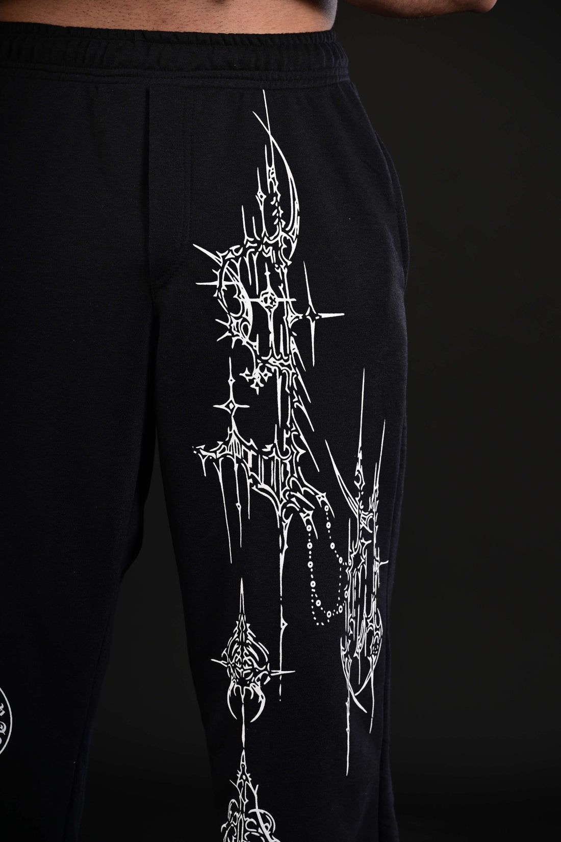 Black yoga flare pants women Pakistan