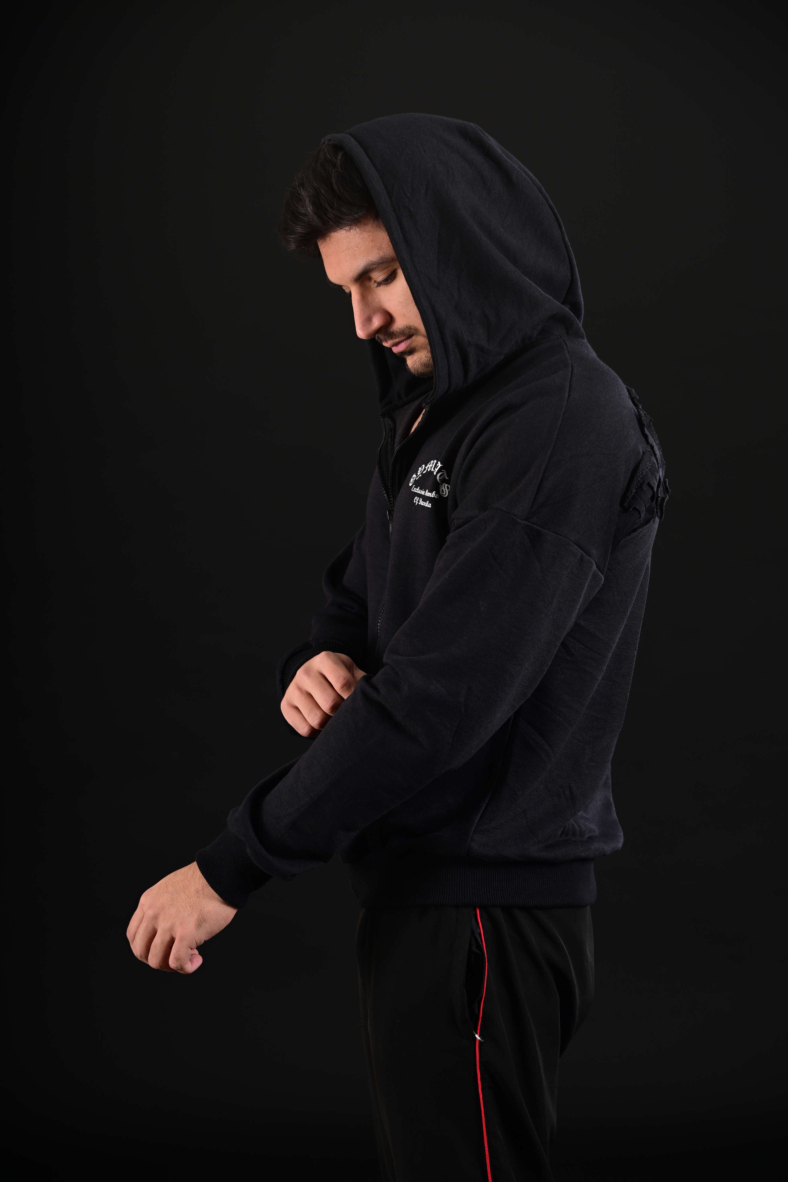 OLD SKOL black streetwear hoodie Pakistan