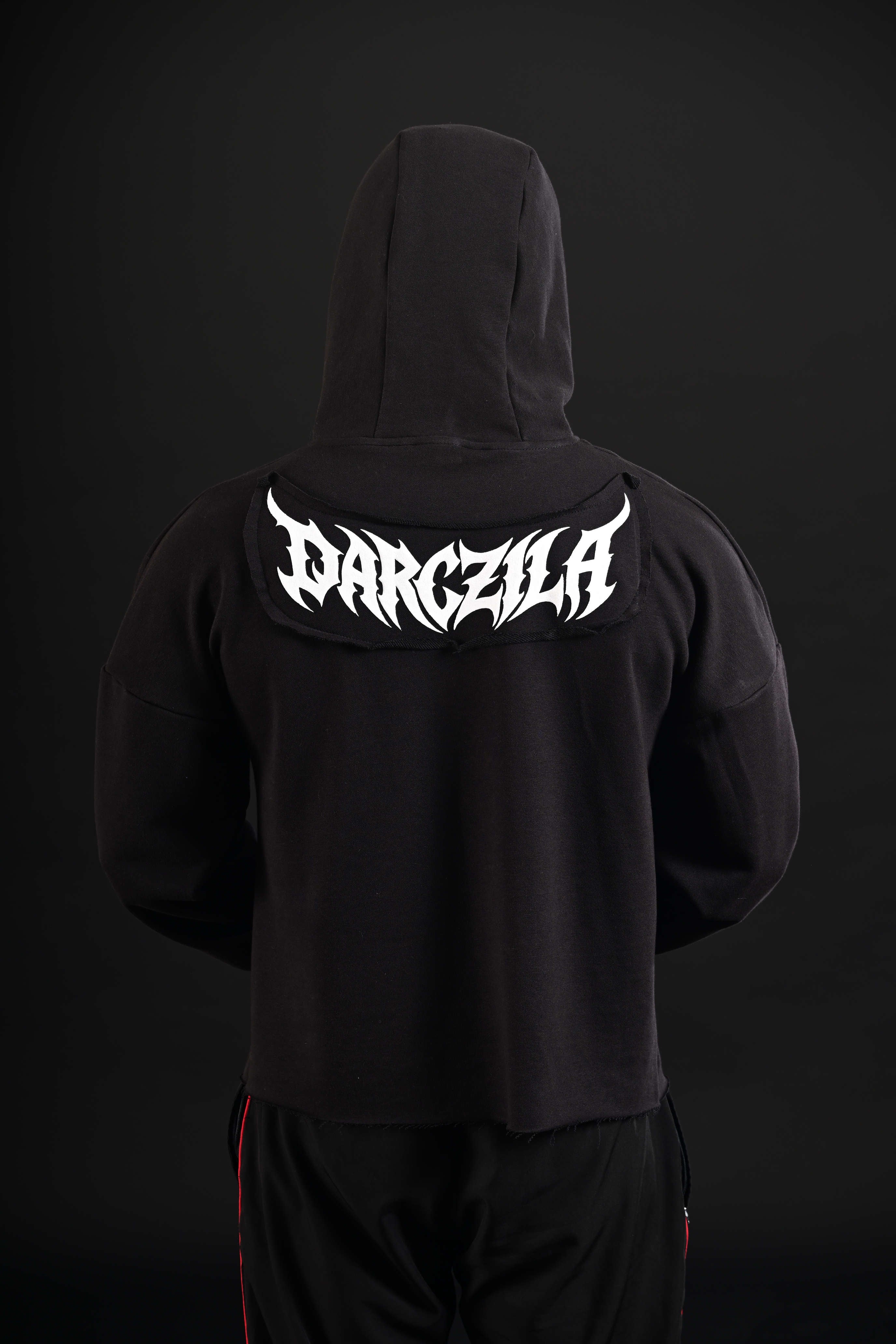 Men wearing Nate Diaz UFC hoodie Pakistan
