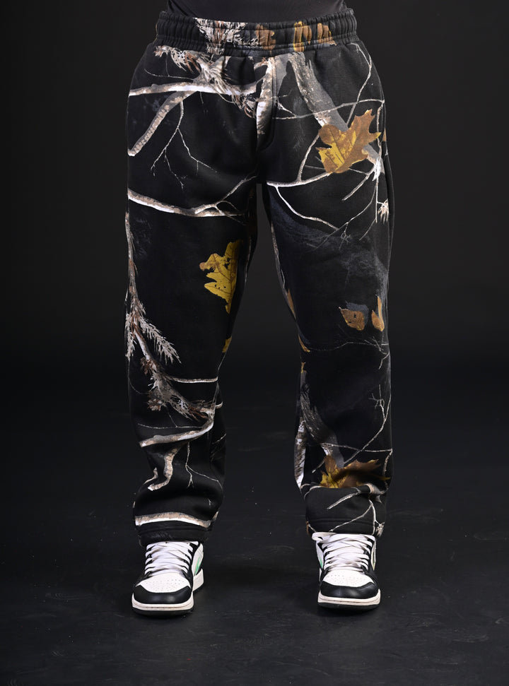 Soft and lightweight relaxed joggers perfect for activewear and daily movement.