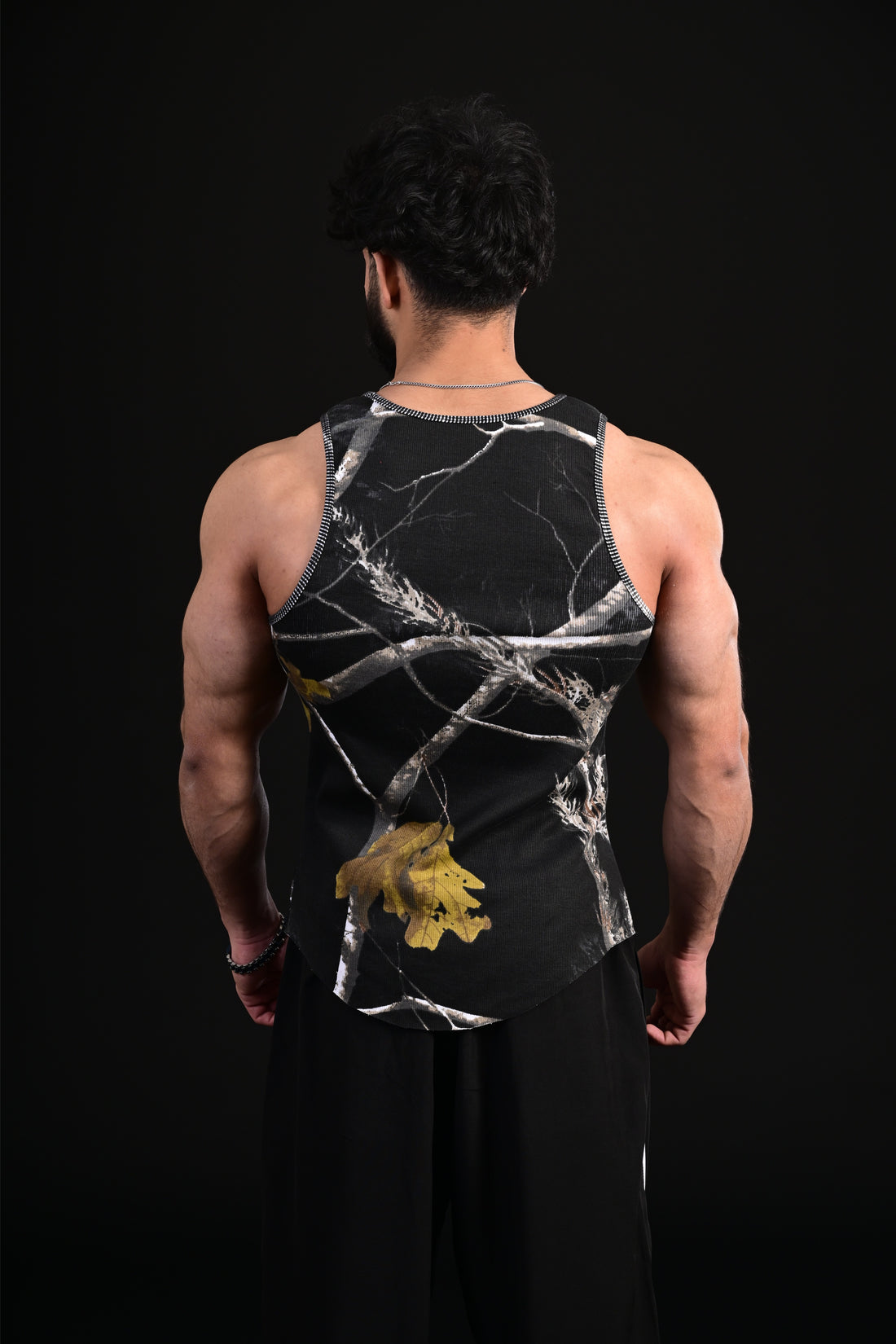 Minimal-look WAGR Training Vest styled for gym wear, modern fitness fashion, and everyday activewear comfort.